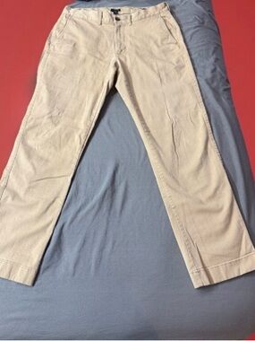 J. Crew Tan Chino Pants 30x30 men’s pants flex
